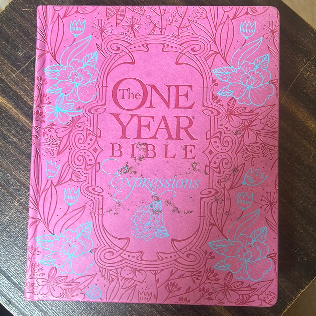 Clearance sale 2024! NLT, One Year Bible Creative Expressions, Deluxe Hardcover
