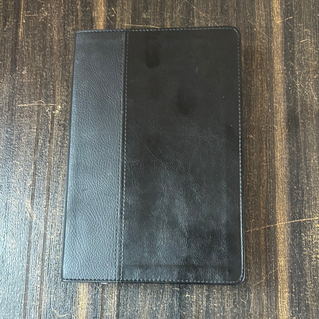 Clearance sale 2024! NLT Life Recovery Bible, Second Edition, Personal Size (Leatherlike, Black/Onyx) Imitation Leather – Import,