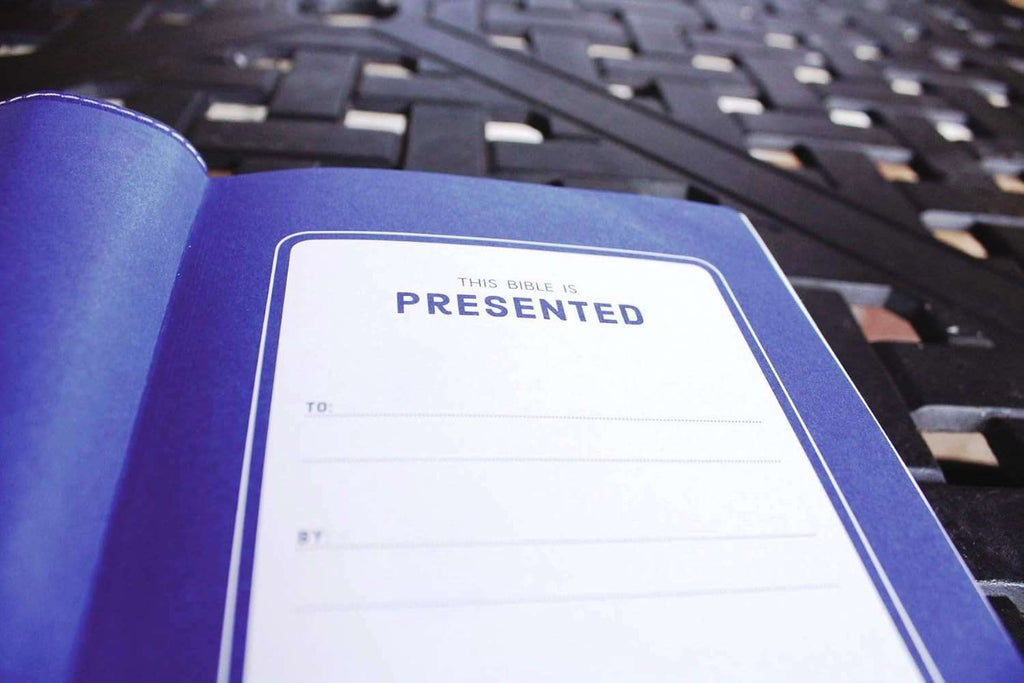 NIV Premium Gift Bible, Blue Leathersoft Edition
