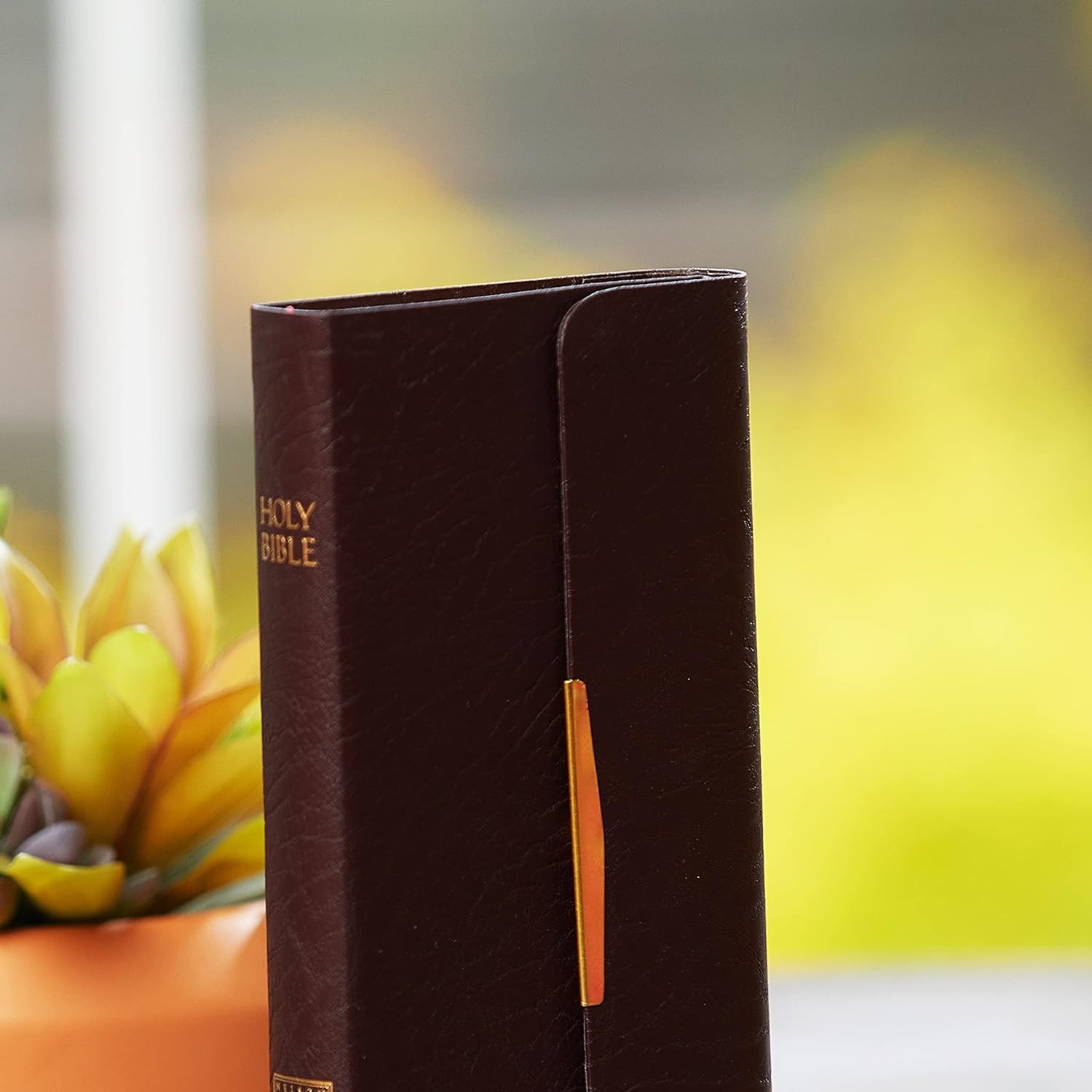 NKJV and KJV Compact Bonded Leather Wallet Style Bible