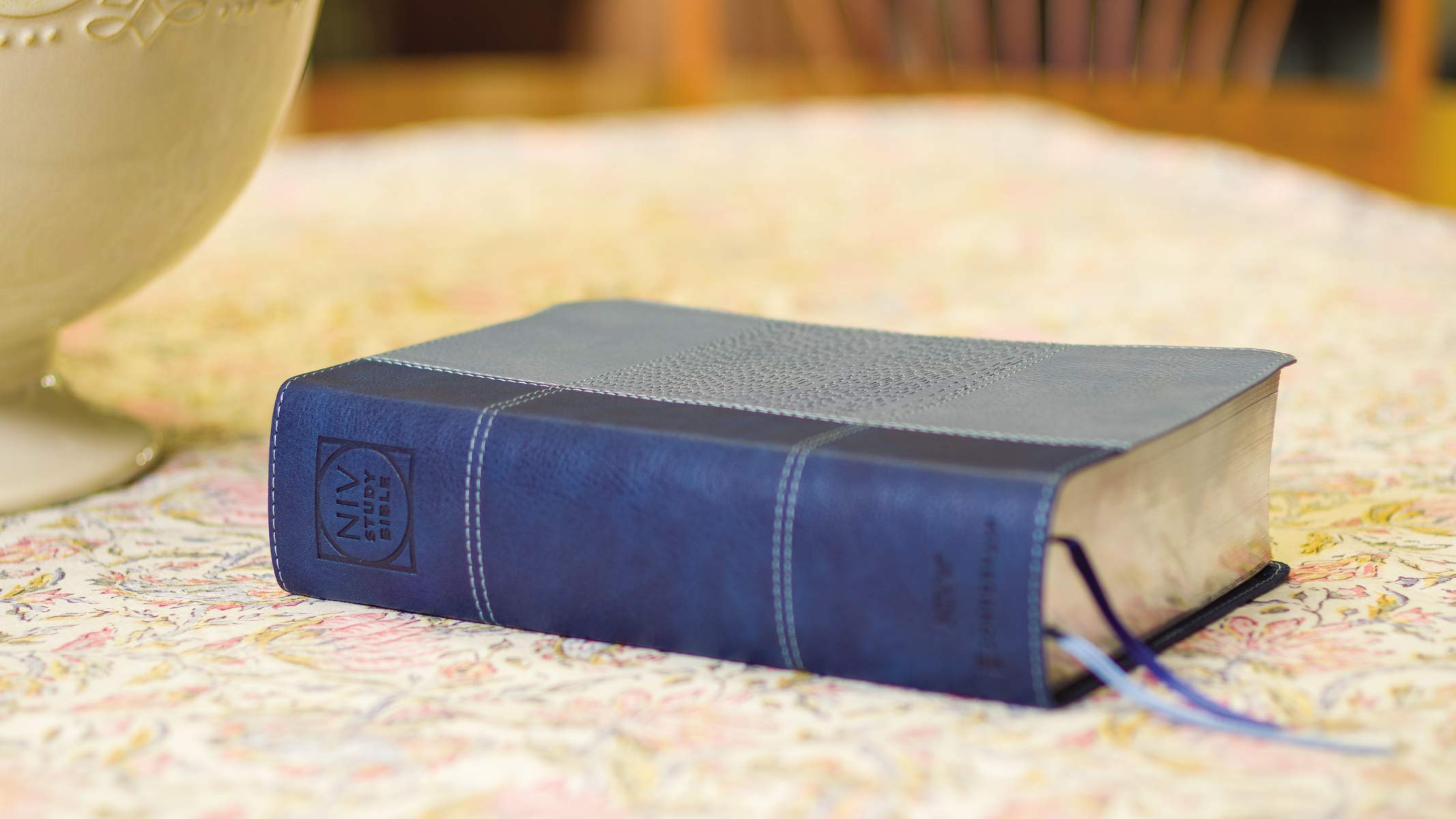 NIV Study Bible in Navy Blue Leather, Personal Size, Red Letter Edition