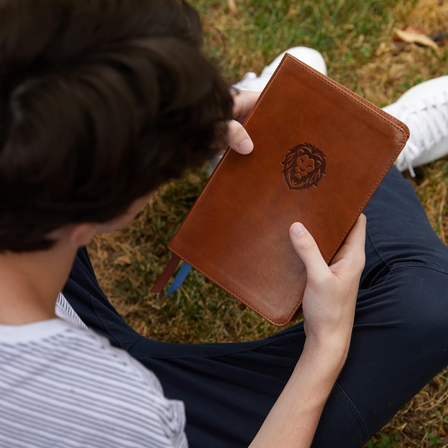 NKJV Thinline Youth Bible, imitation leather binding, red letter