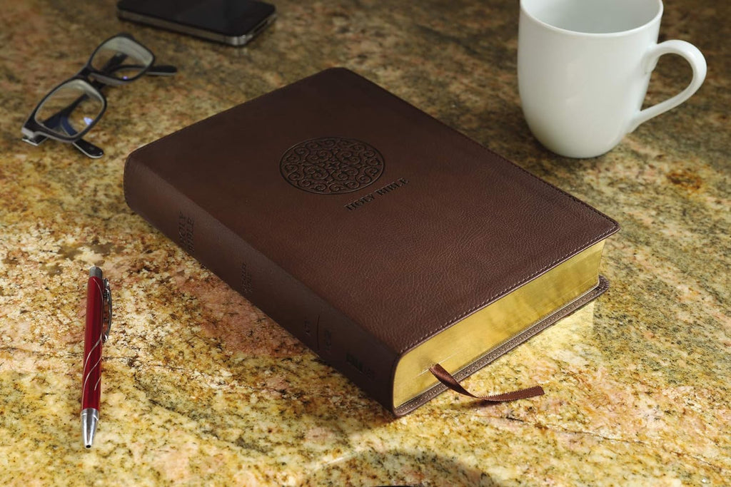NIV, the Message, Parallel Bible, Leathersoft, Brown: Two Bible Versions Together for Study and Comparison Imitation Leather – Import,