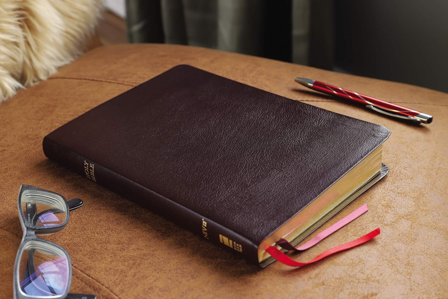 NIV, Thinline Bible, Large Print, Imitation Leather, Red Letter Edition: New International Version, Leathersoft, Thinline,
