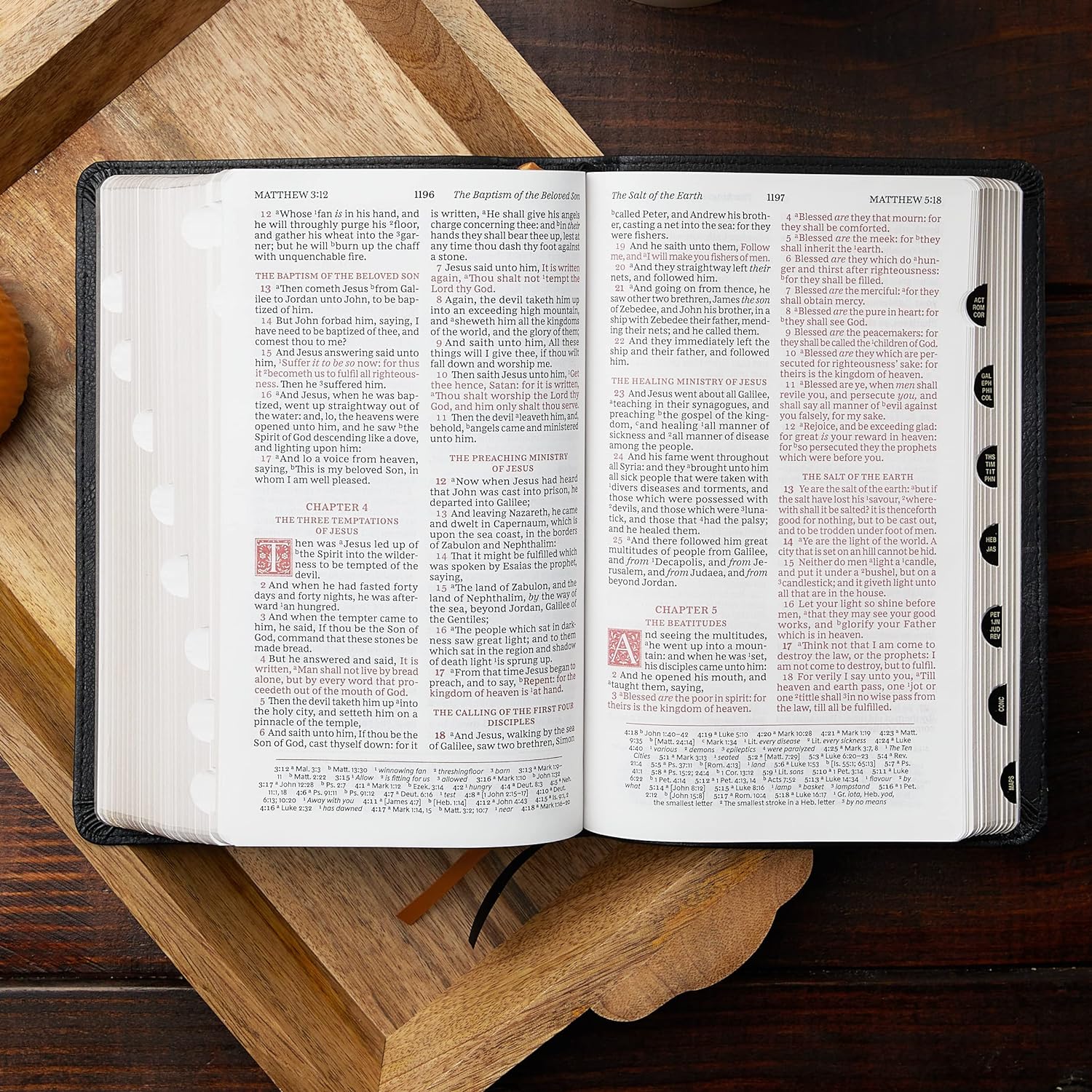 Personal Size Reference Bible, Sovereign Collection, King James Version, Red Letter Edition, Thumb Indexed