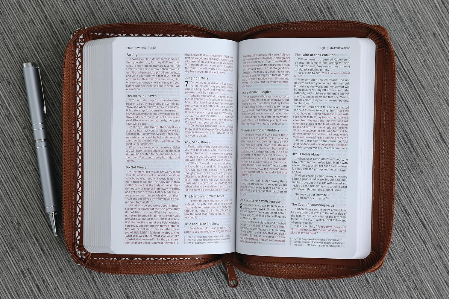 NIV Thinline Red Letter Comfort Print Imitation Leather Bible