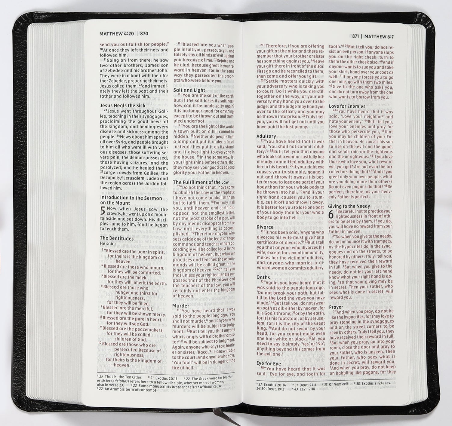 NIV Red Letter Edition Thinline Bible, Black Cover Detail