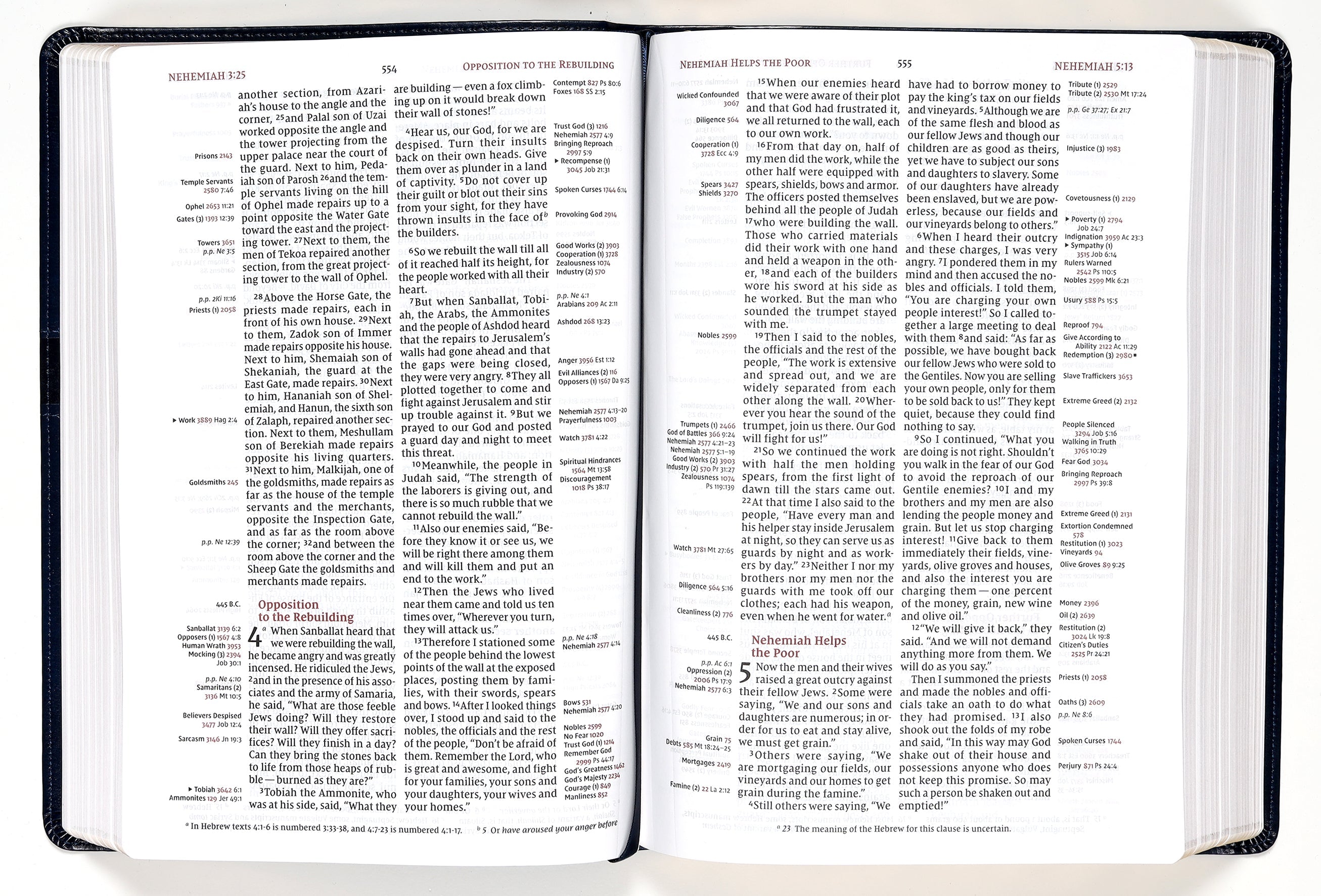 NIV Thompson Chain-Reference Bible Large Print Navy (Red Letter Edition)
