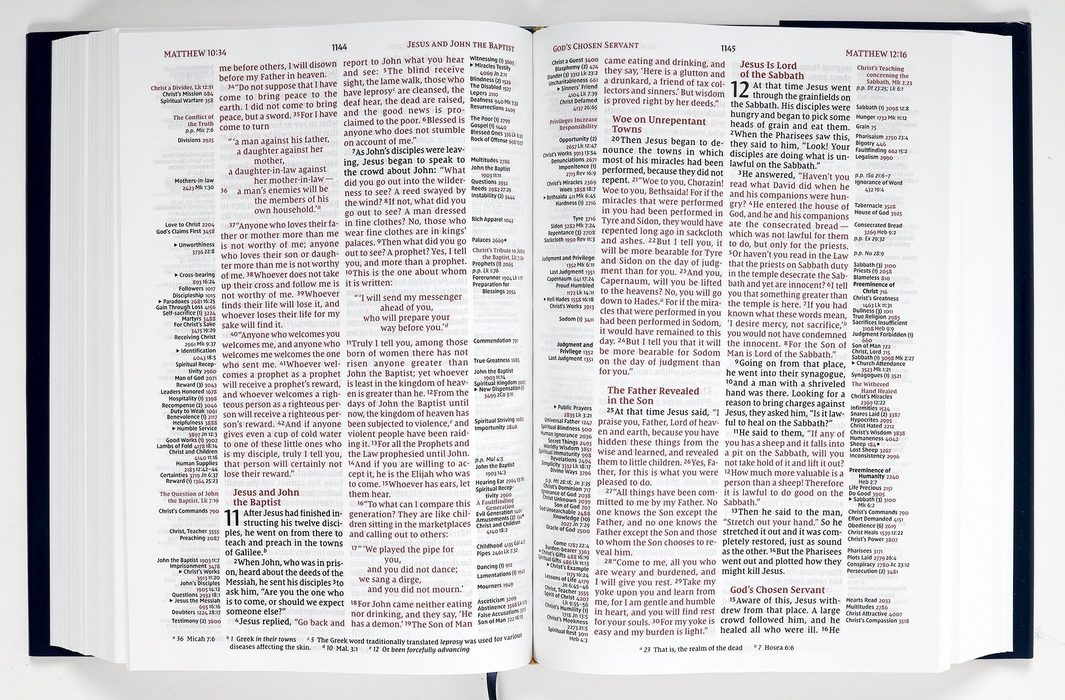 Front cover of the NIV Red Letter Thompson Chain-Reference Bible