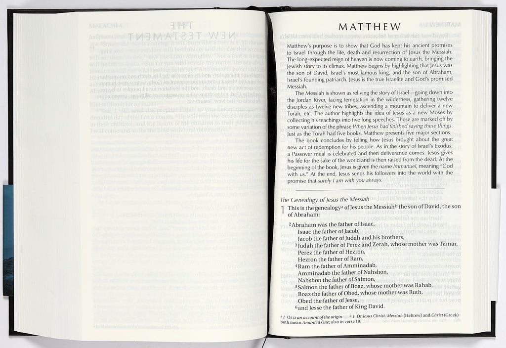 Front cover of the NIV Black Pew Bible with single column print