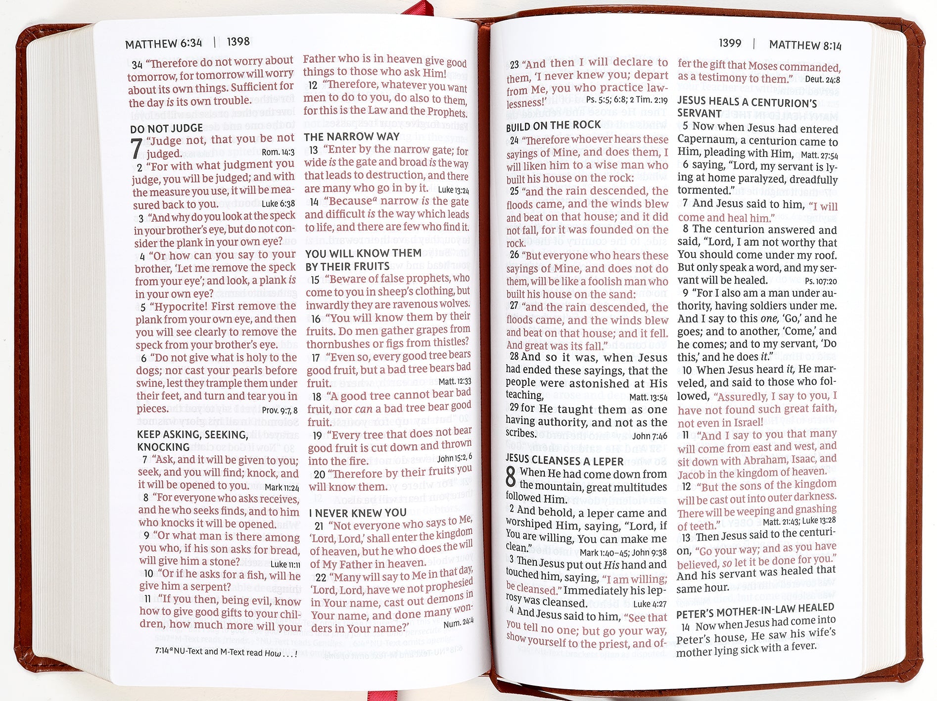 NKJV End-Of-Verse Reference Bible Personal Size Large Print Brown (Red Letter Edition)