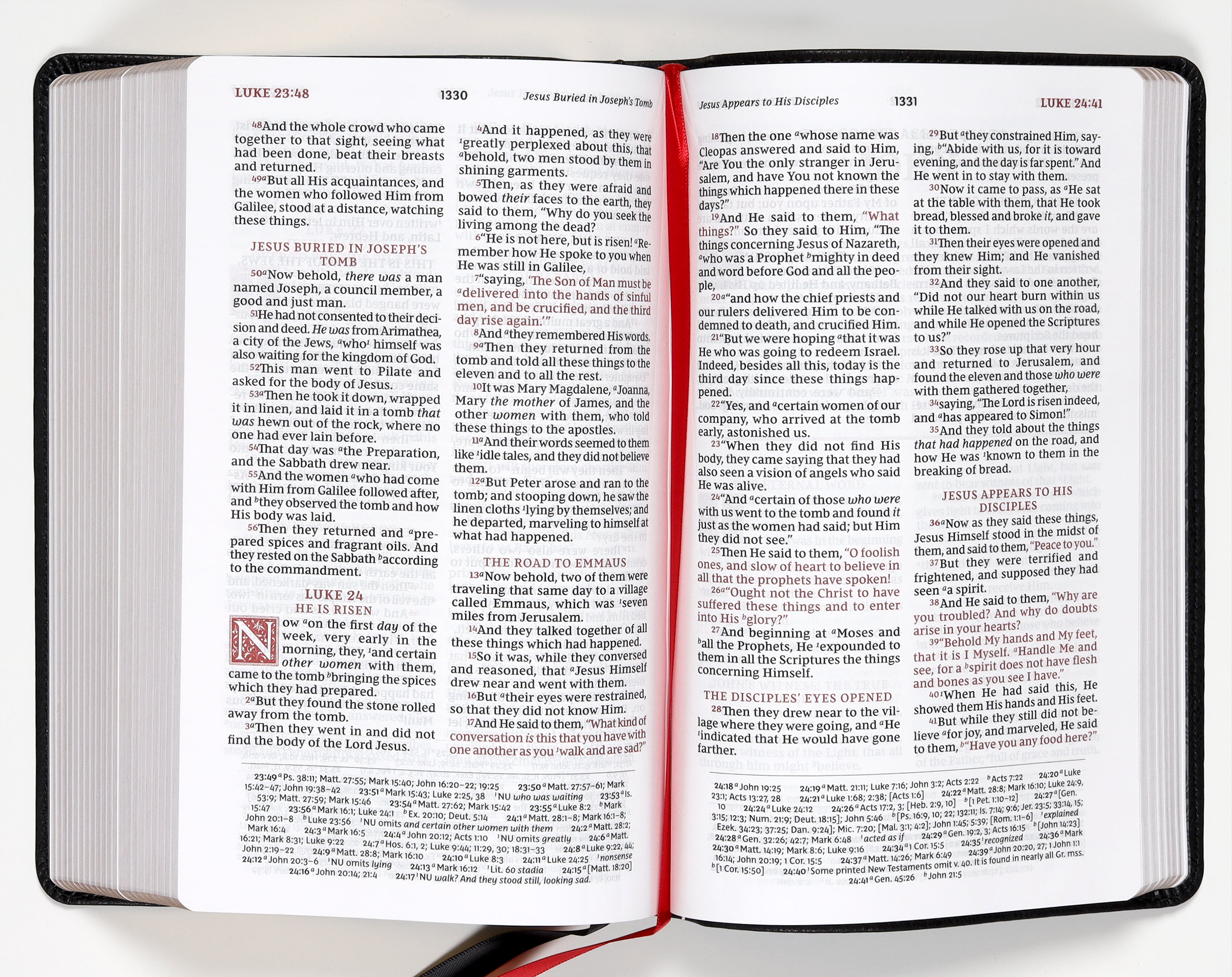 NKJV Personal Size Reference Bible Sovereign Collection Black (Red Letter Edition)