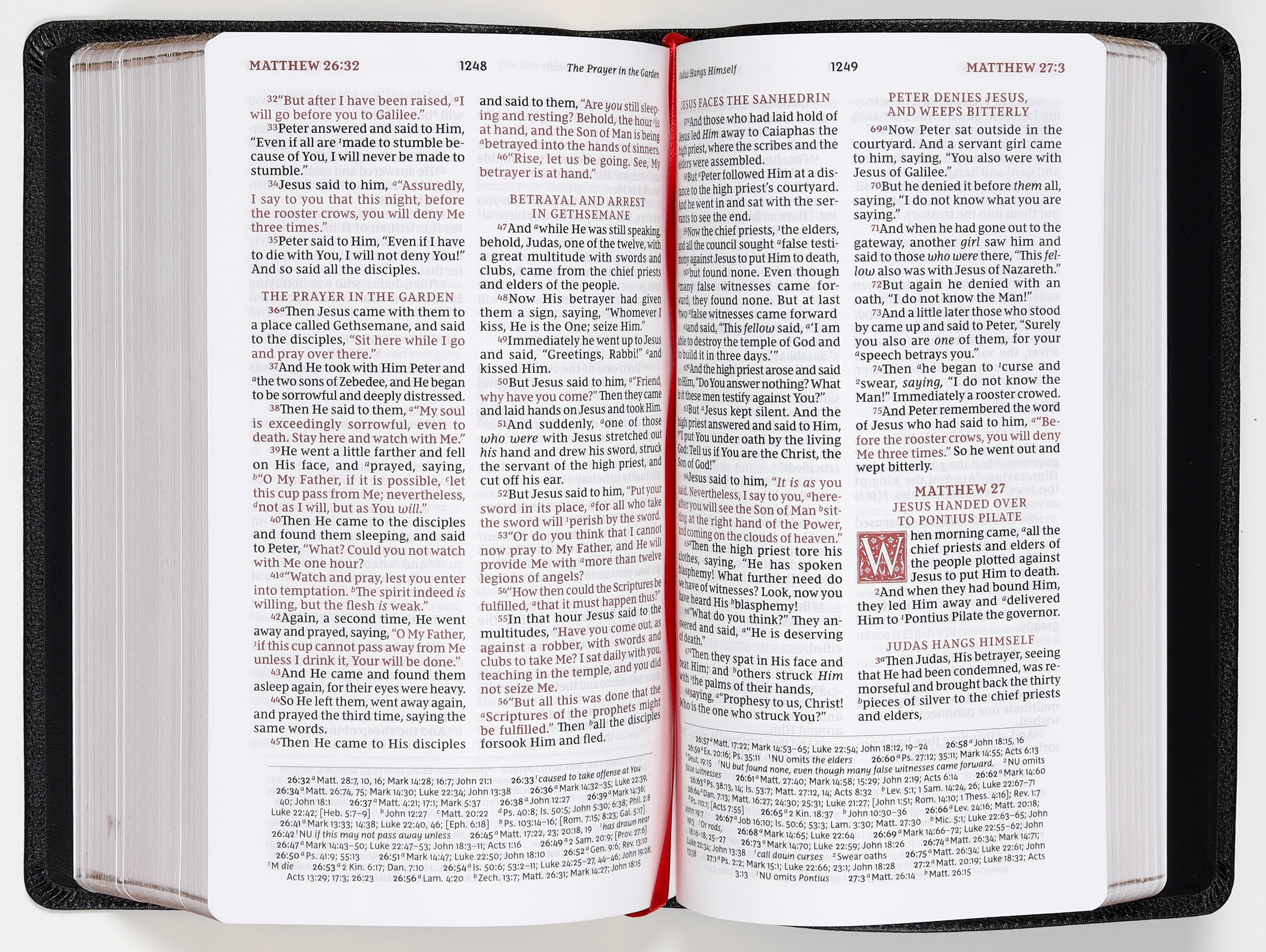 NKJV Personal Size Reference Bible Sovereign Collection Black (Red Letter Edition)