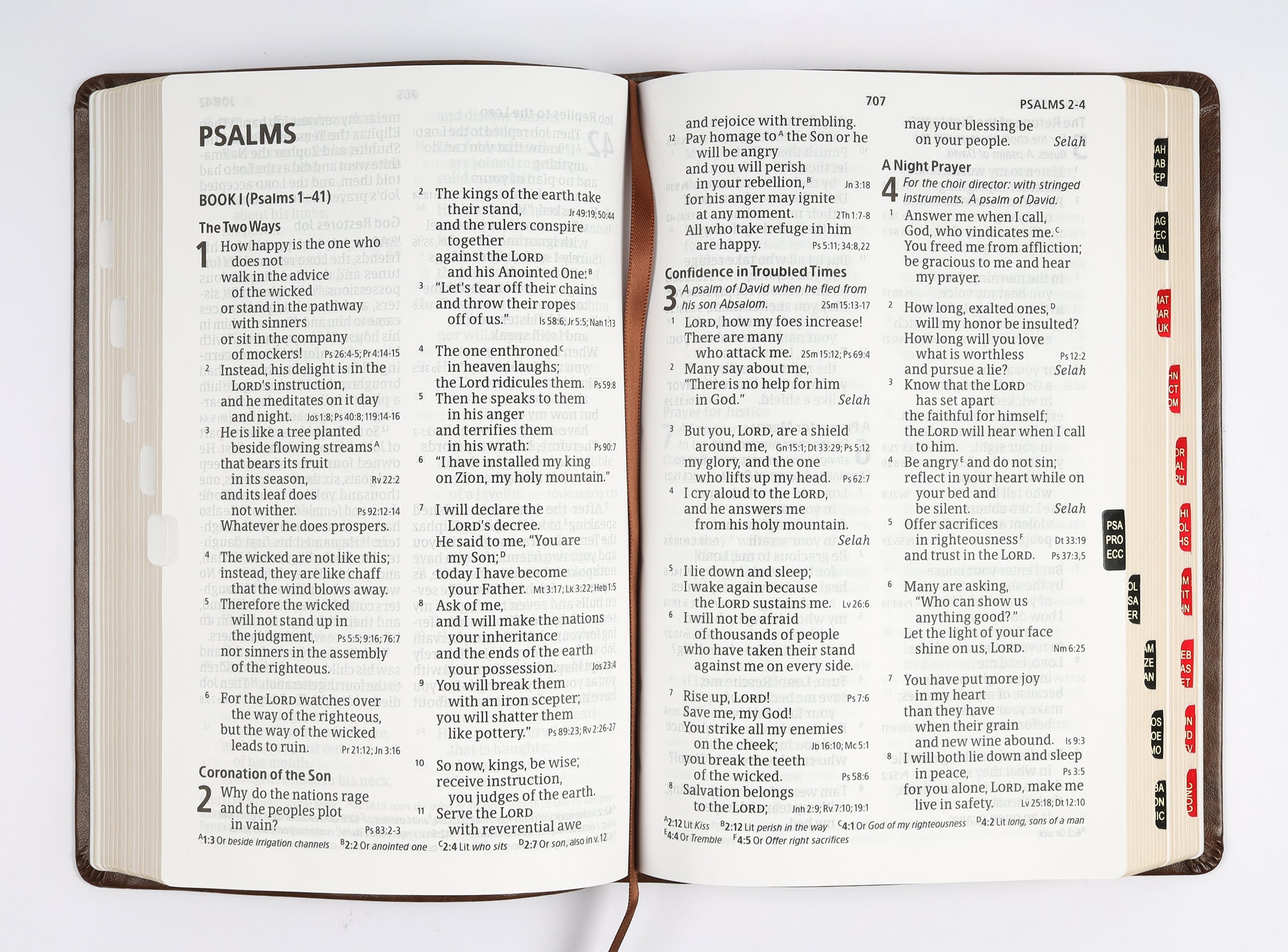 Refined CSB Christian Standard Bible, Large Print Personal Size Reference Bible, Indexed