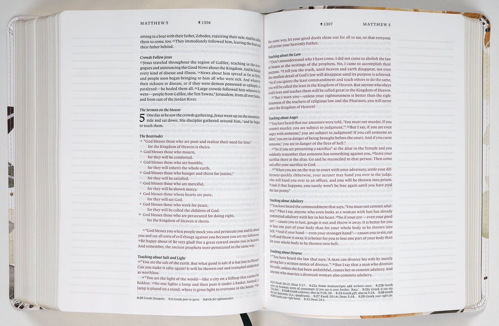 NLT Wide Margin Bible Filament Enabled Edition Autumn Leaves Dayspring Signature Collection (Red Letter Edition) (Dayspring Signature Collection)