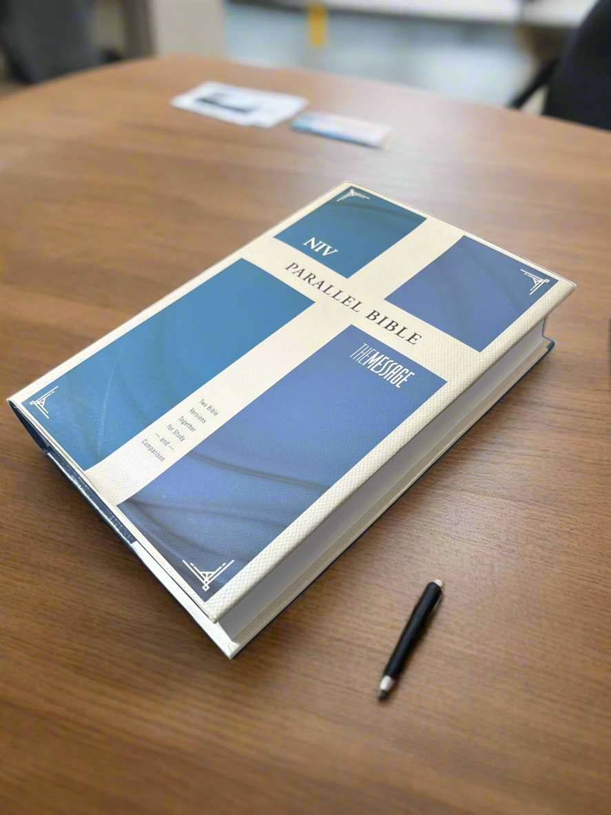 Side-by-Side Bible Study, NIV and The Message, New International Version