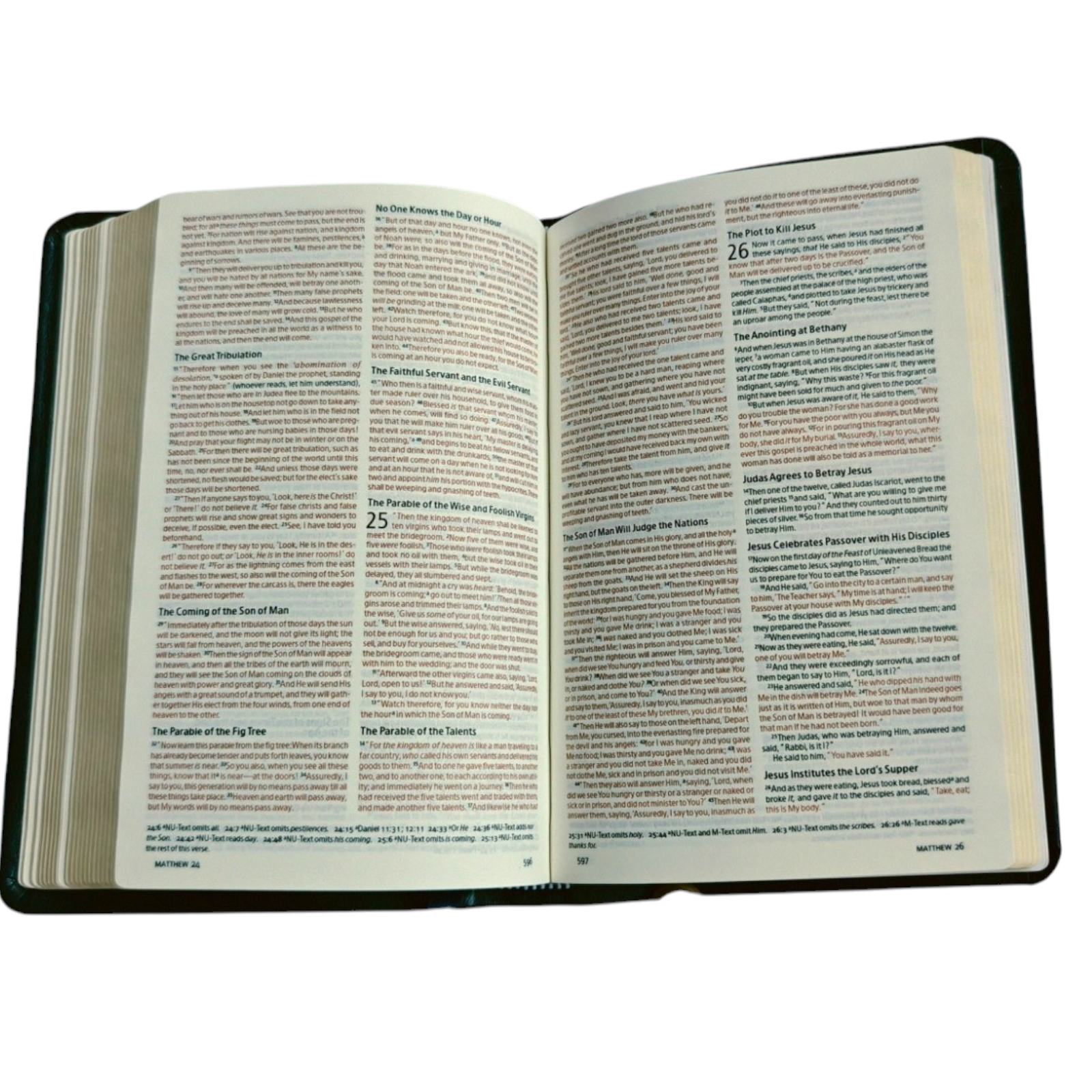 Holman NKJV Compact Bible, Value Edition – Navy LeatherTouch (Pocket & Travel Bible)