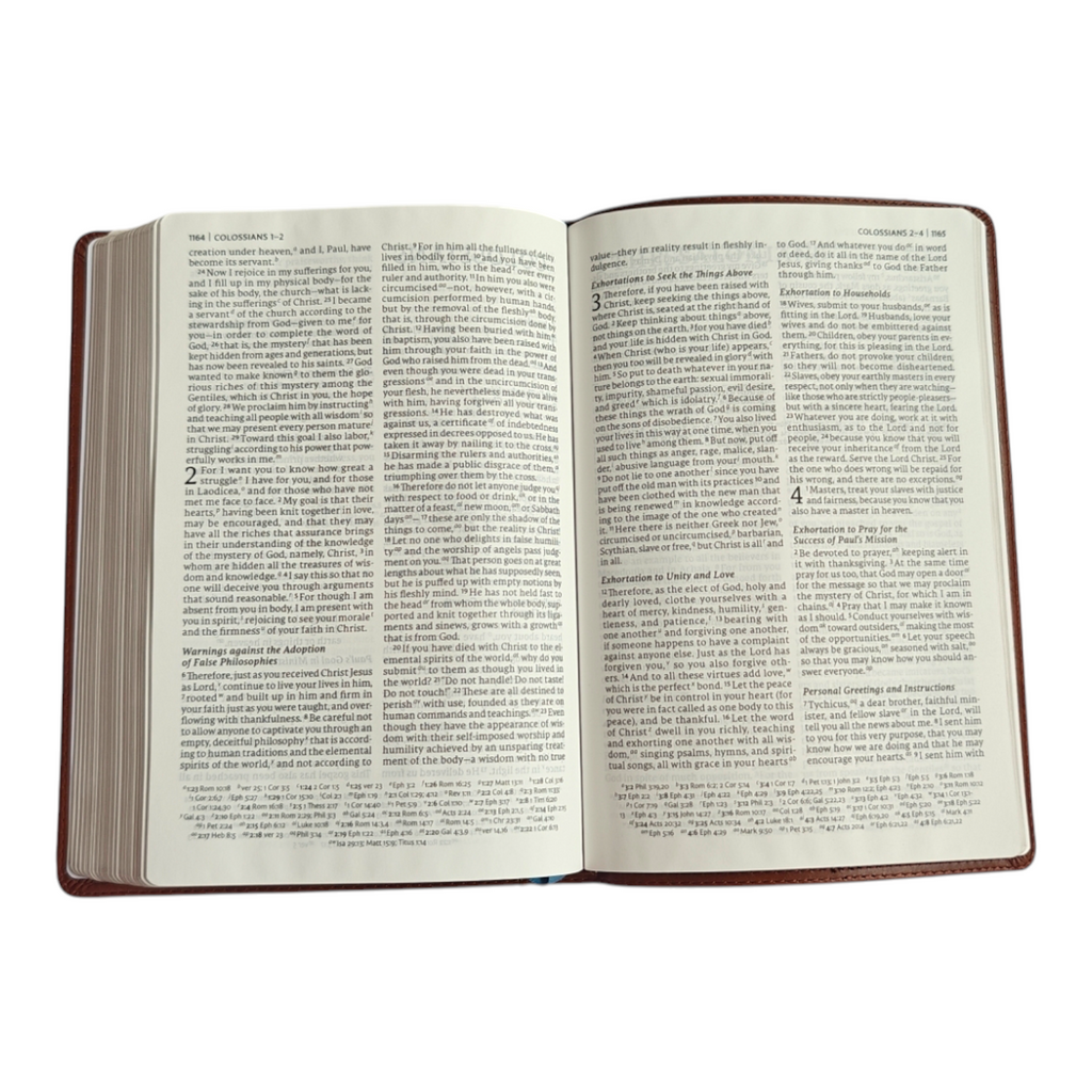 NET Bible Large Print Thinline Reference Edition – British Tan Leathersoft (Thomas Nelson)