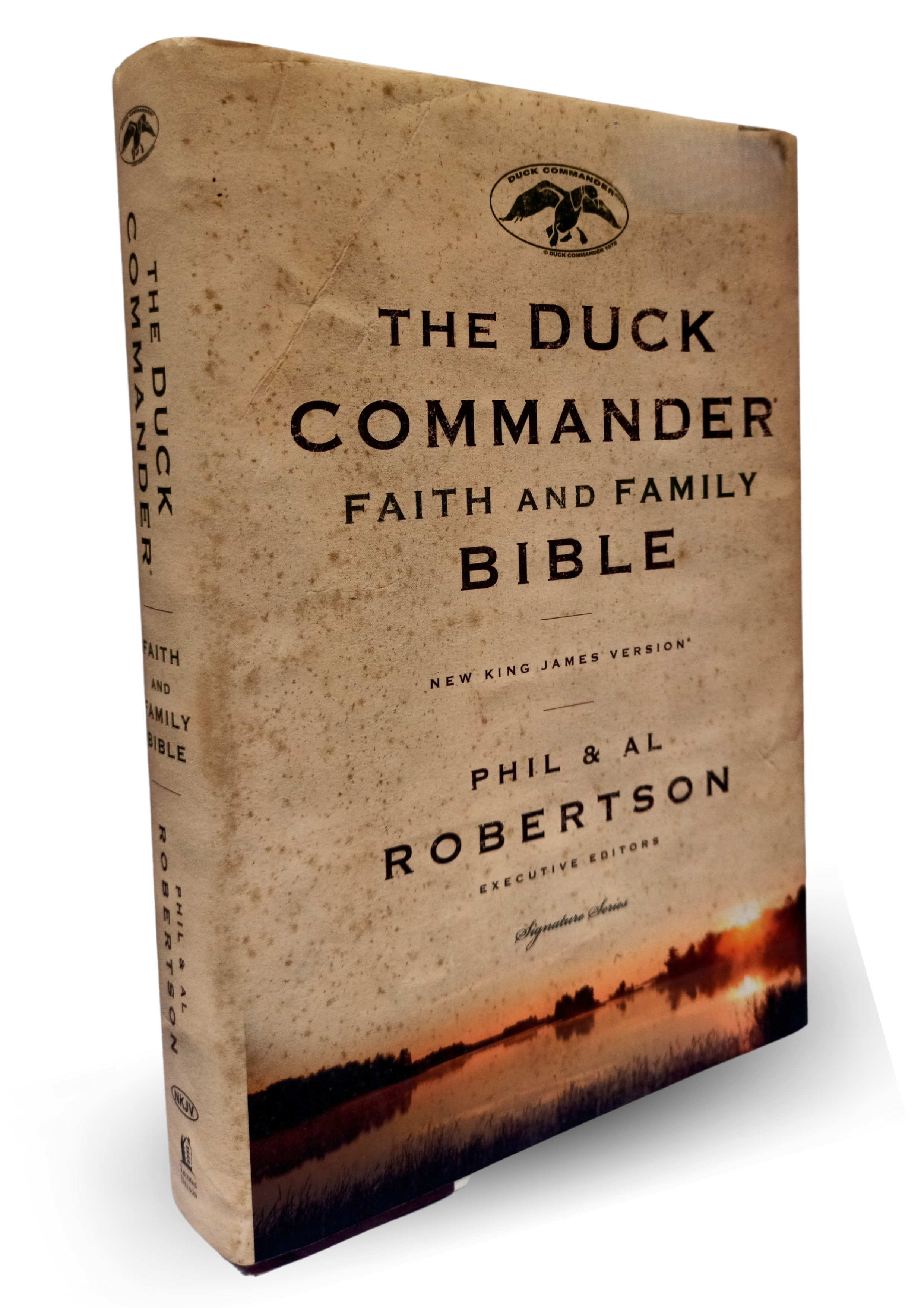 The Duck Commander Faith and Family Bible: New King James Version (Signature)