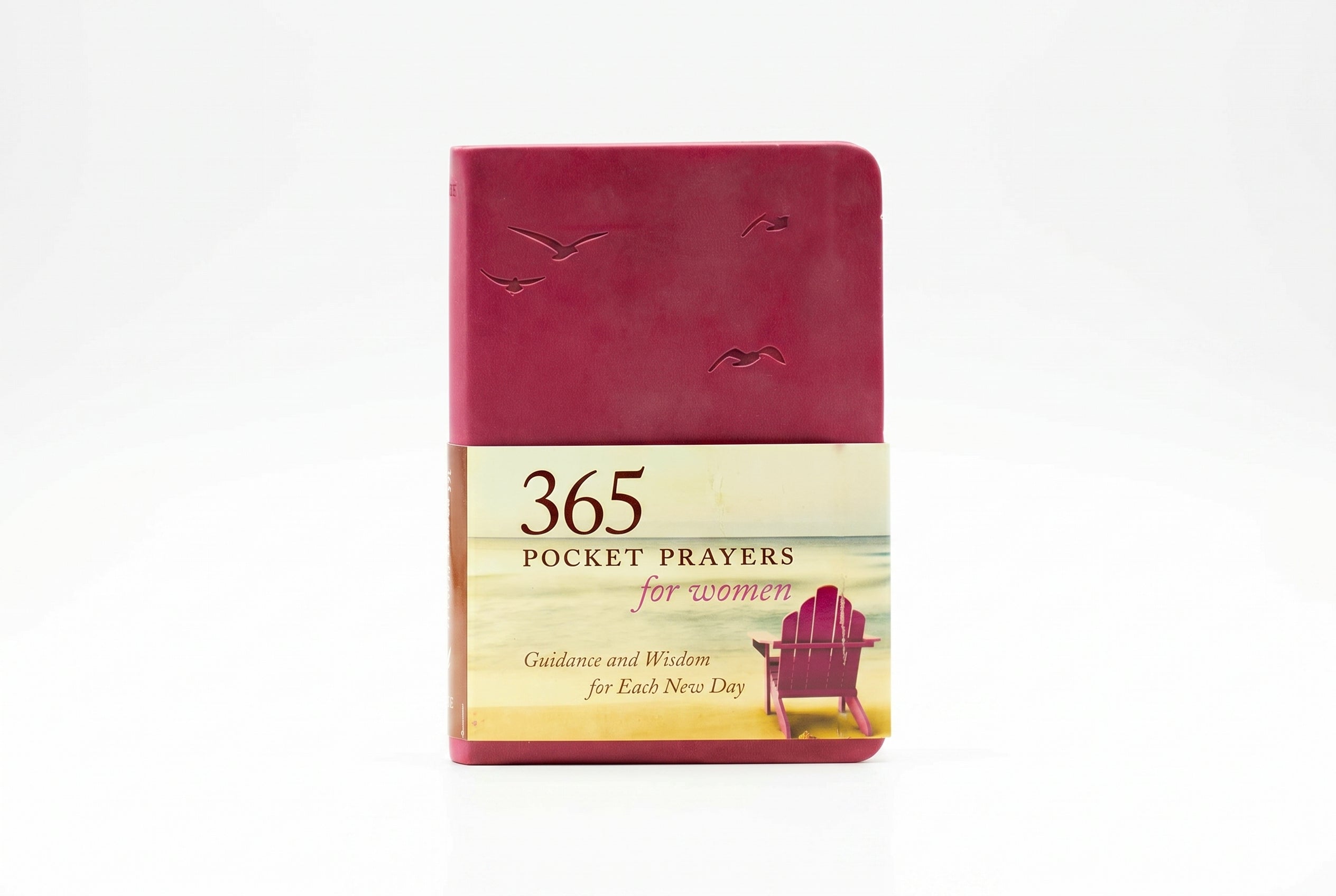 Studio photo of 365 Pocket Prayers for Women in hero