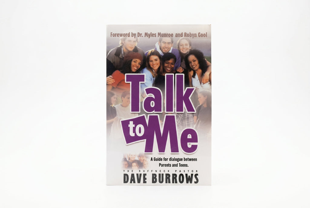Studio photo of Talk to Me : A Guide for Dialogue Between Parents and Teens in hero