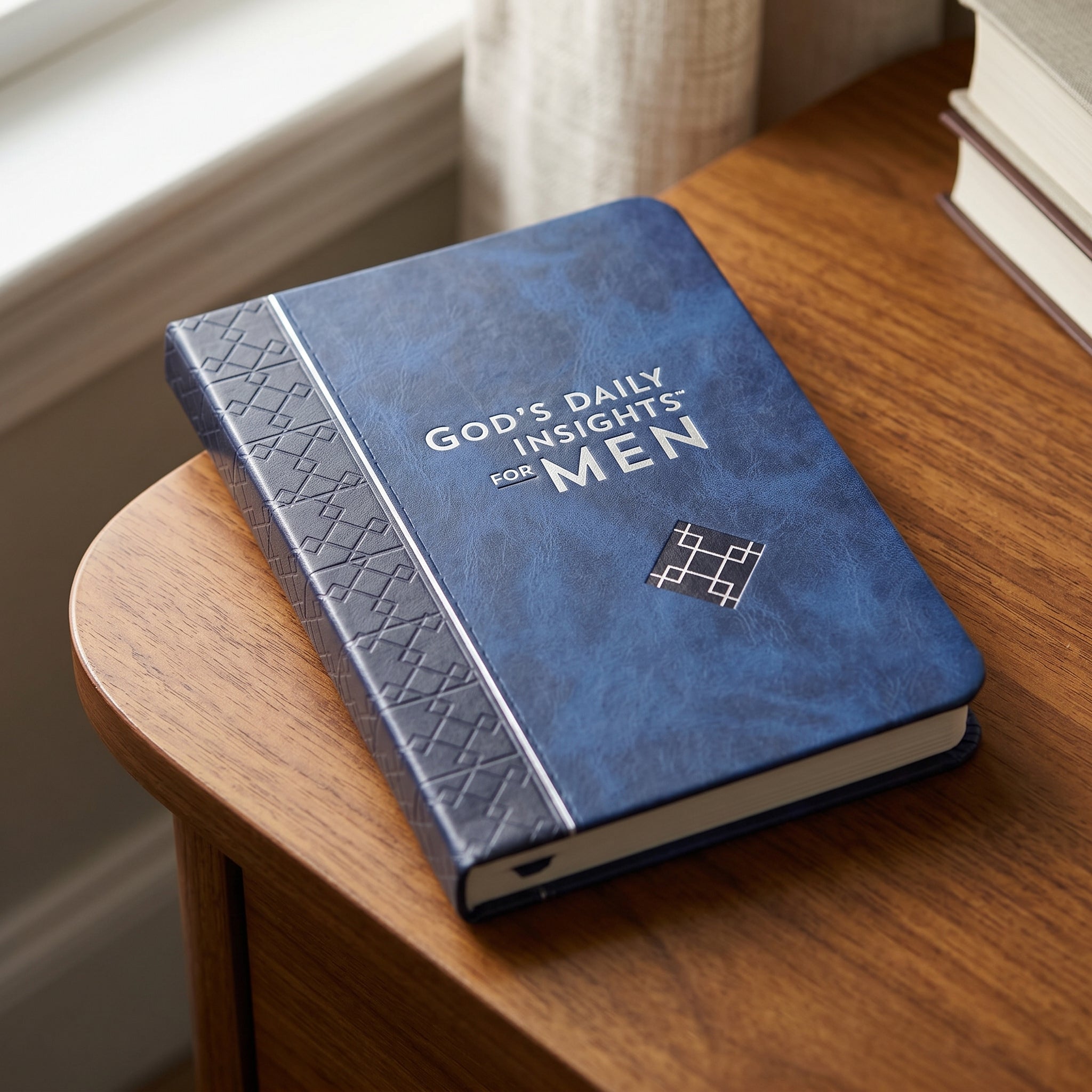 Studio photo of God's Daily Insights for Men in detail