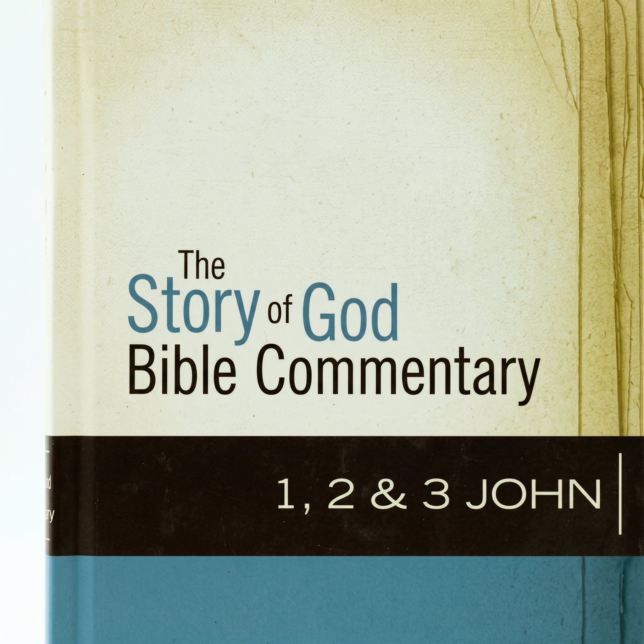 Studio photo of The Story of God Bible Commentary: 1, 2, and 3 John in detail