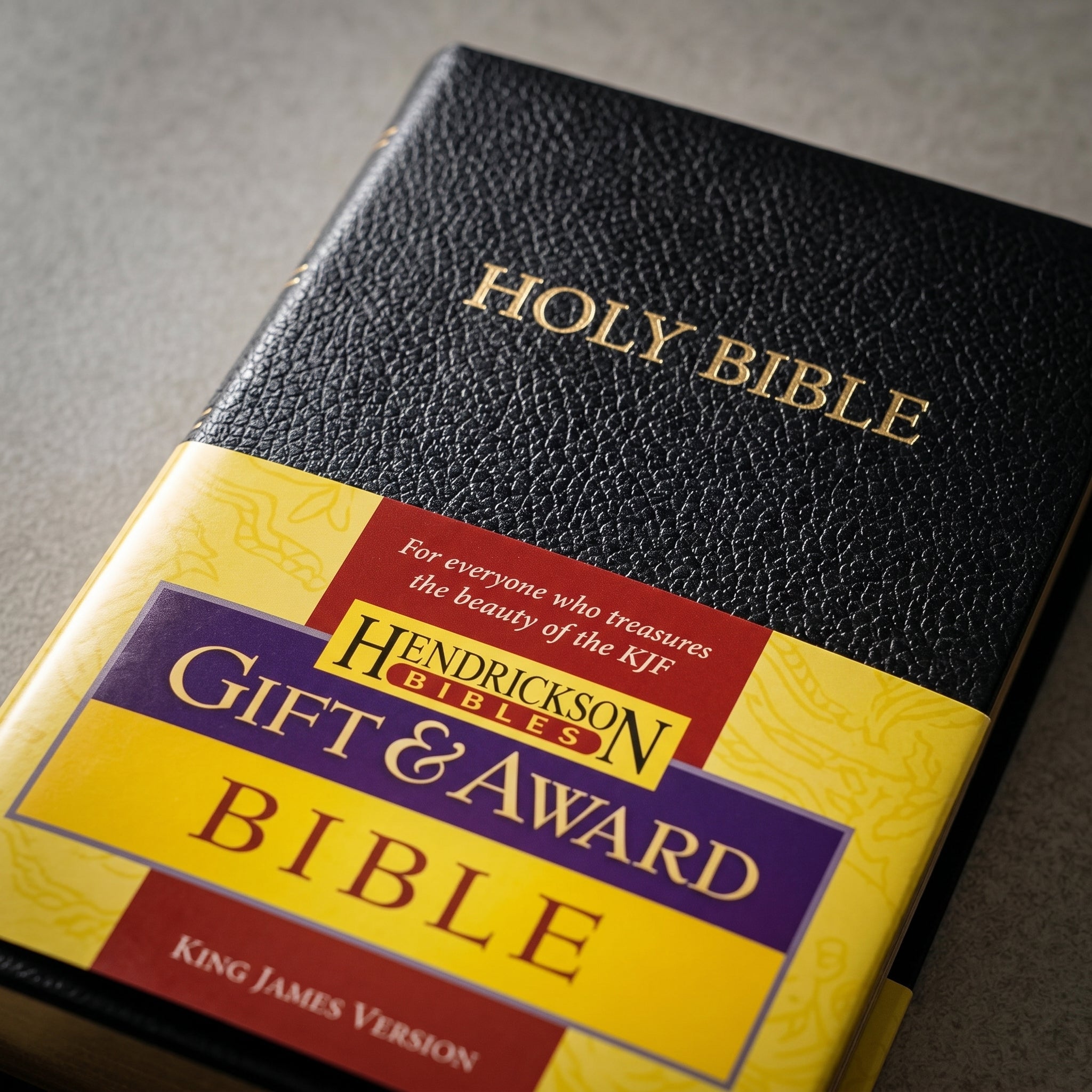 KJV Gift & Award Bible - Black Pebbled I + I Imagine: A Child's Book of Prayers | C Combo