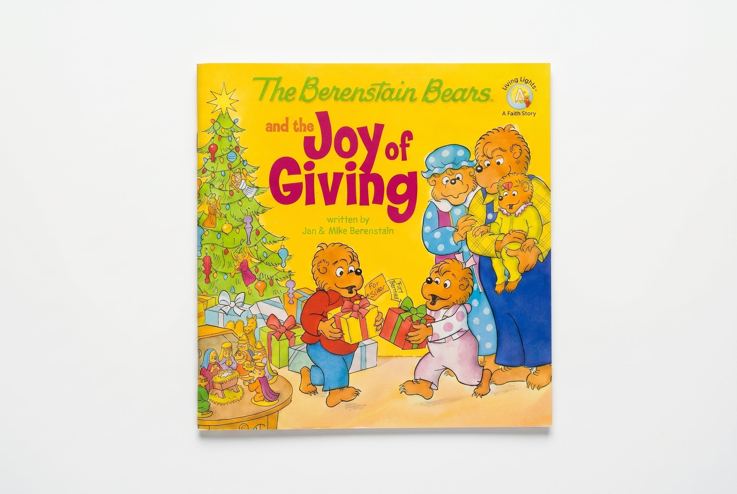 Studio photo of The Berenstain Bears and the Joy of Giving: The True Meaning of Christmas in hero
