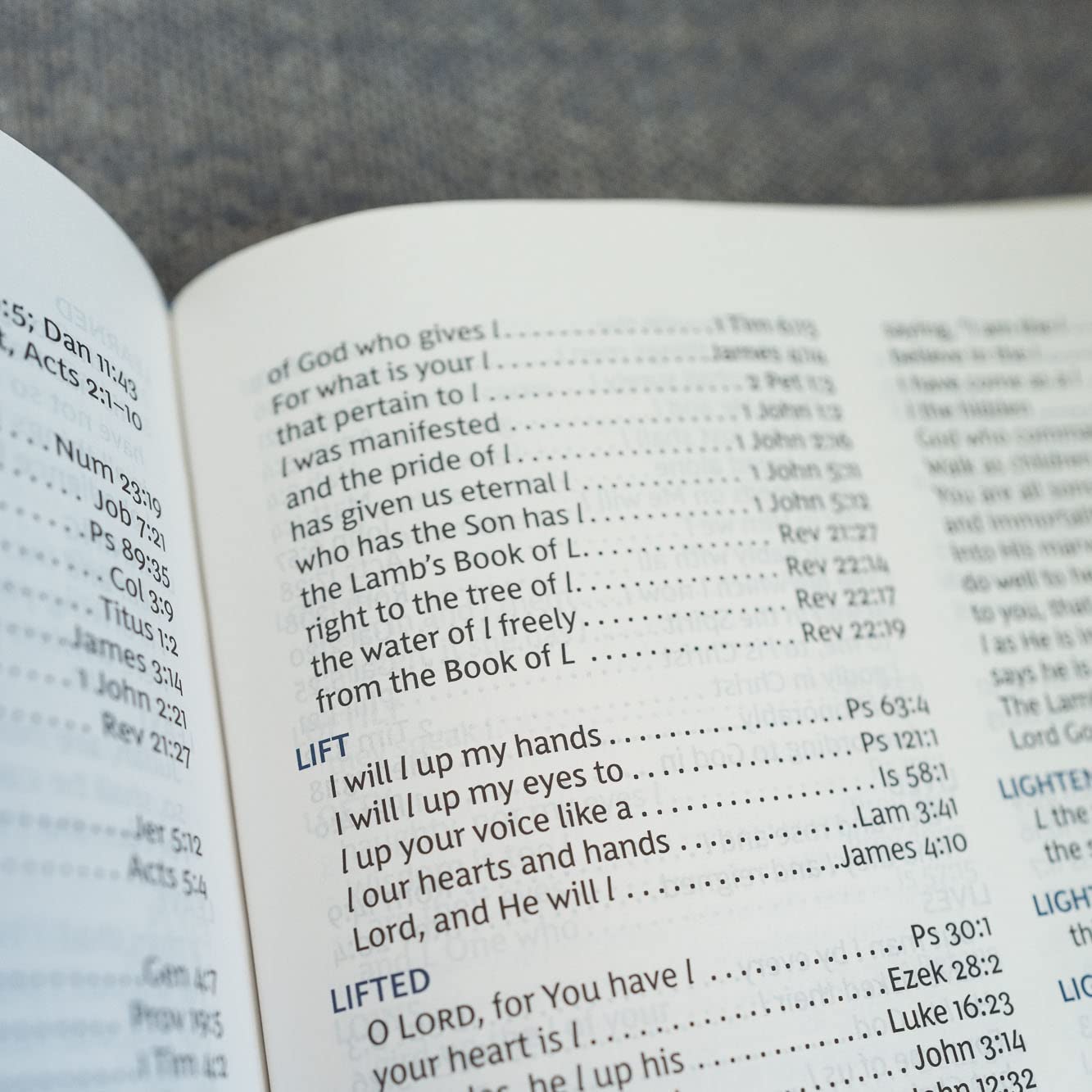 NKJV Wiersbe Study Bible Hardcover with Red Letter Comfort Print Binding